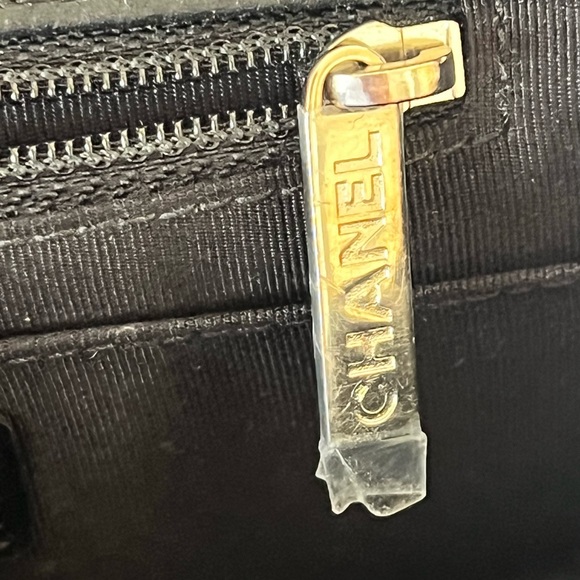 CHANEL Chevron V Stitch Chain Shoulder Bag Leather Black - Picture 10 of 14